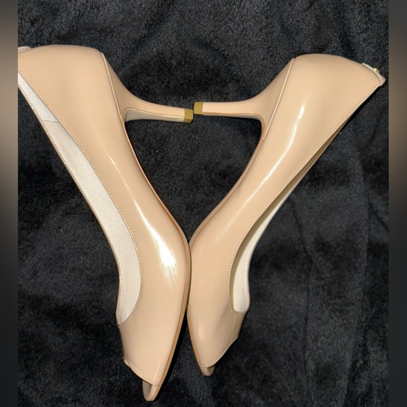 Michael Kors Open Toe Nude Patent Leather Shoes Stiletto Heel New* US Size 8 - Picture 7 of 11